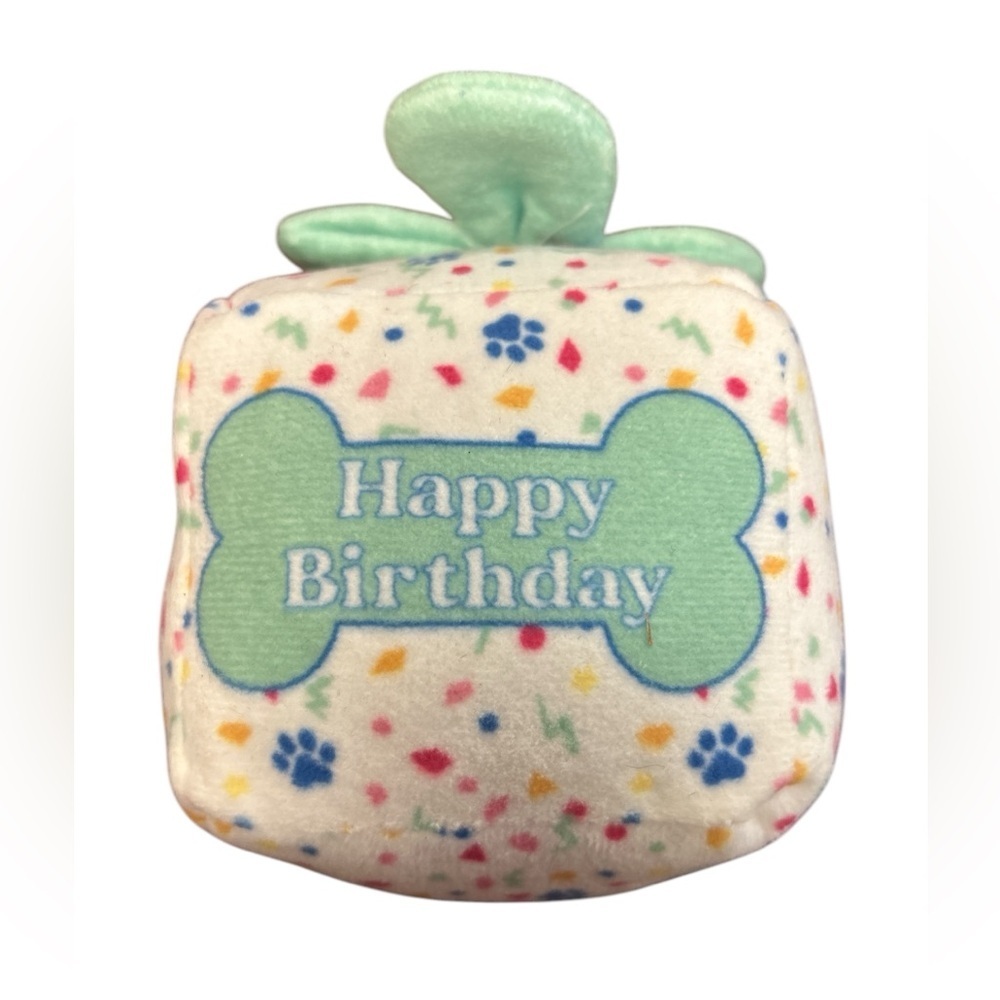 DOG ๐ถ 3-pc Birthday Bundle:Party Animal Hat๐,Birthday Toy, & Paw ๐พ Cleaner, NWOT - Picture 4 of 5